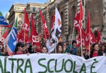 12 ottobre manifestazione dei precari/e scuola. Interviste a Piero Bernocchi portavoce Conf. COBAS su TdS e Onda d’Urto